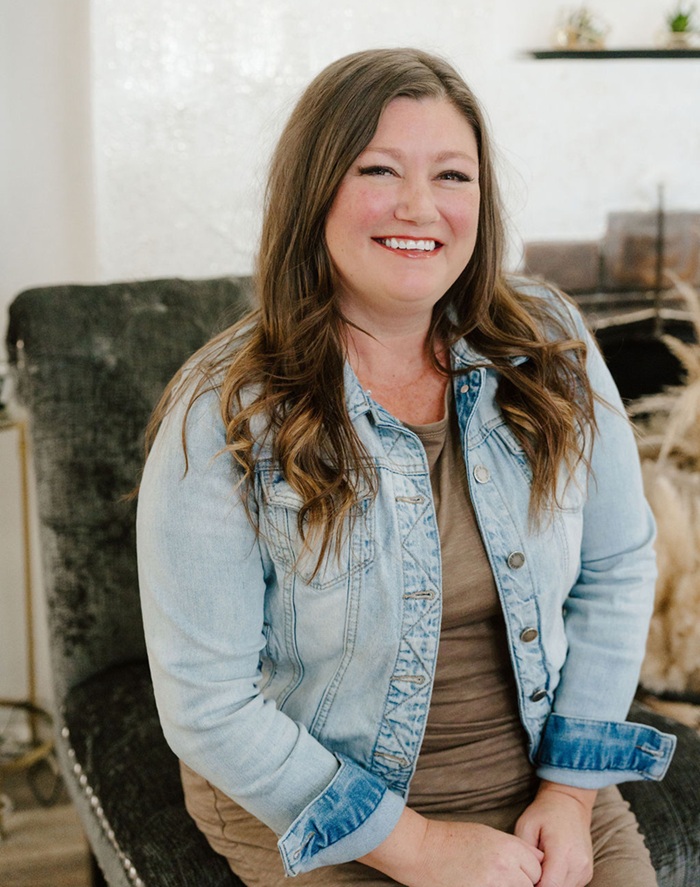 Lindsay M, hair stylist at Studio M Beauty Co.